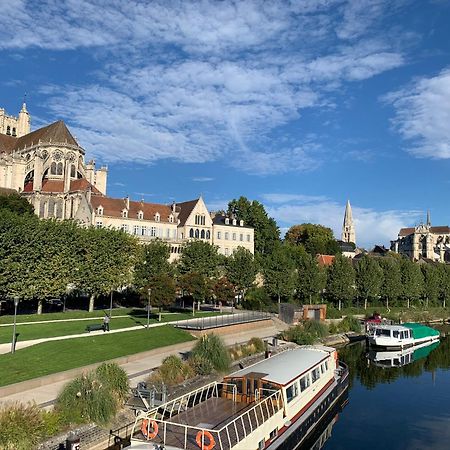 Maison Des Pilastres Au Coeur D'Auxerre Dış mekan fotoğraf