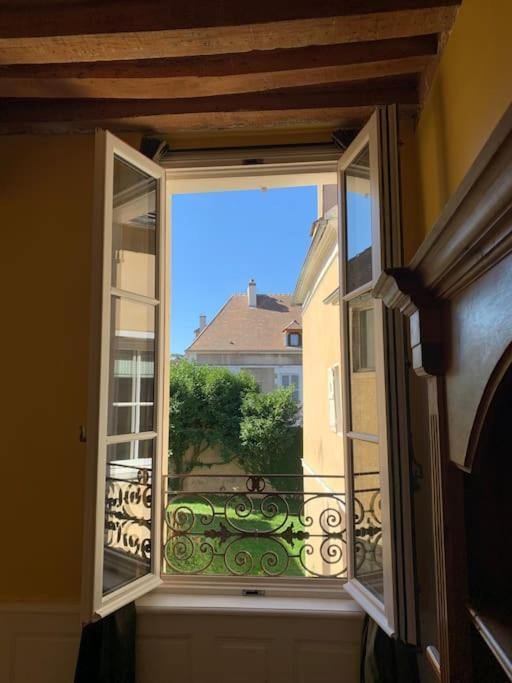 Maison Des Pilastres Au Coeur D'Auxerre Dış mekan fotoğraf